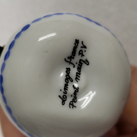 Limoges France Peint Main PV Pear Shaped Porcelain Trinket Box - Picture 6 of 9